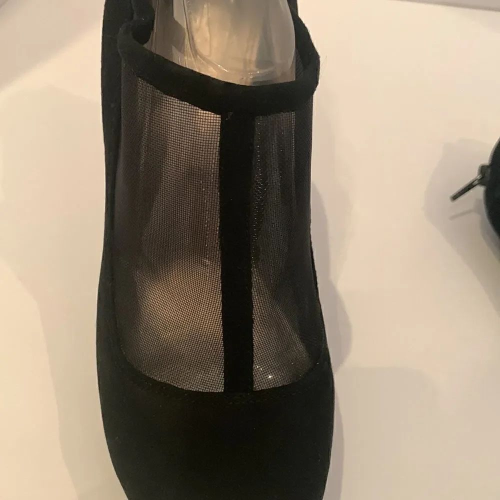 Bakers Kaley Black Faux Suede Shoes - Picture 8 of 8
